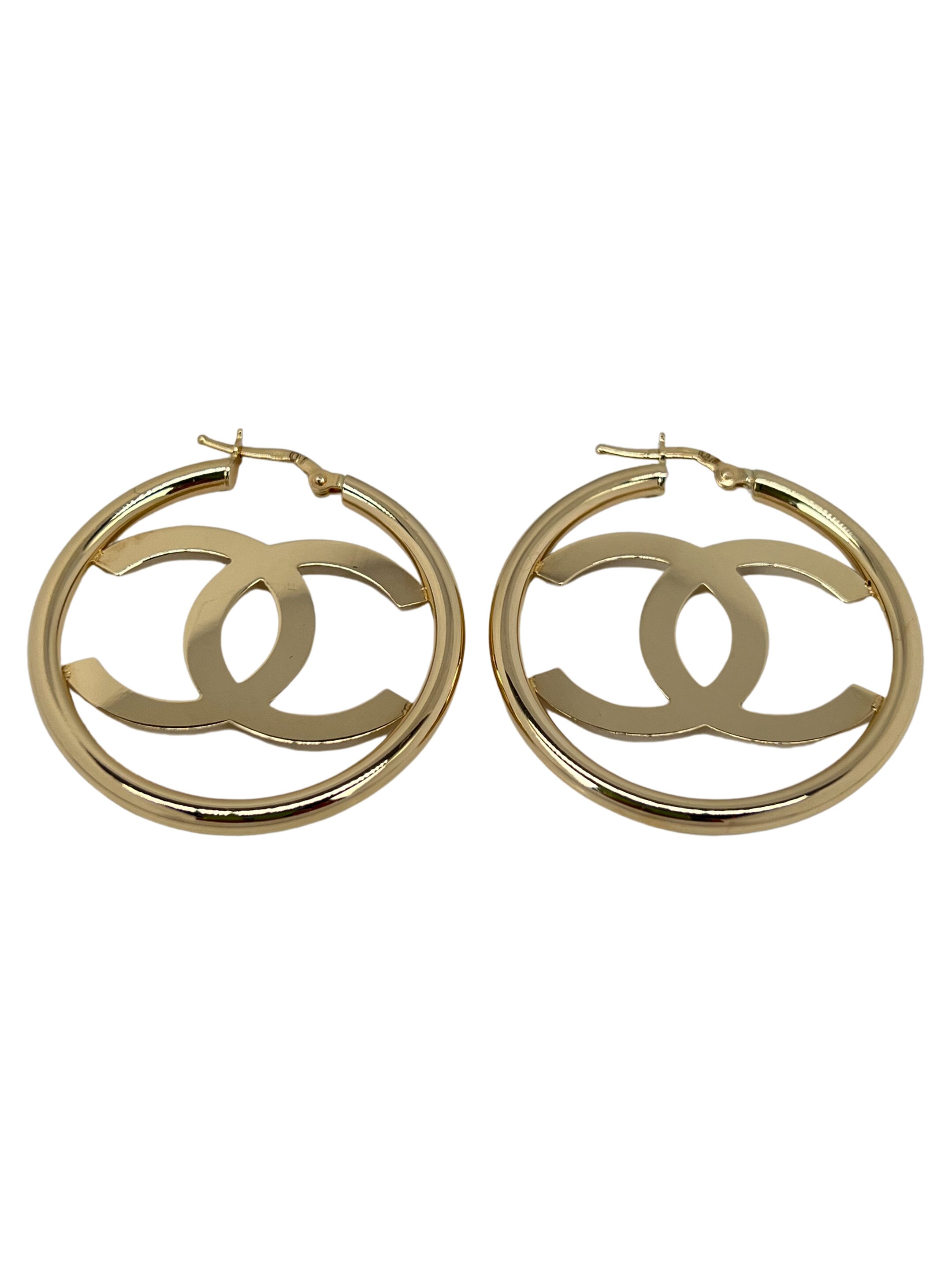 Auksiniai žiediniai auskarai su raidėmis CC Ø 50mm
