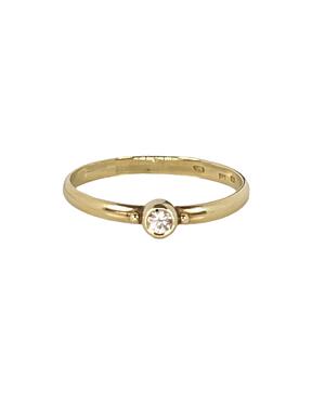 Блестящ златен пръстен с циркон