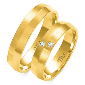 Classic wedding rings with a glossy and matte line