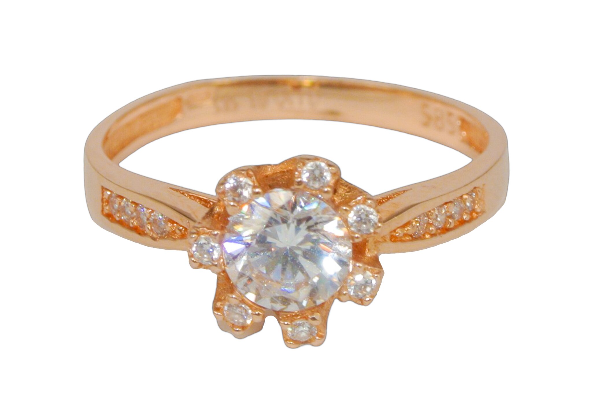 Elegante anillo realizado en oro rosa con circonitas