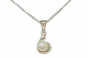 GEMSY Diamond pendant with pearl 0.04 ct