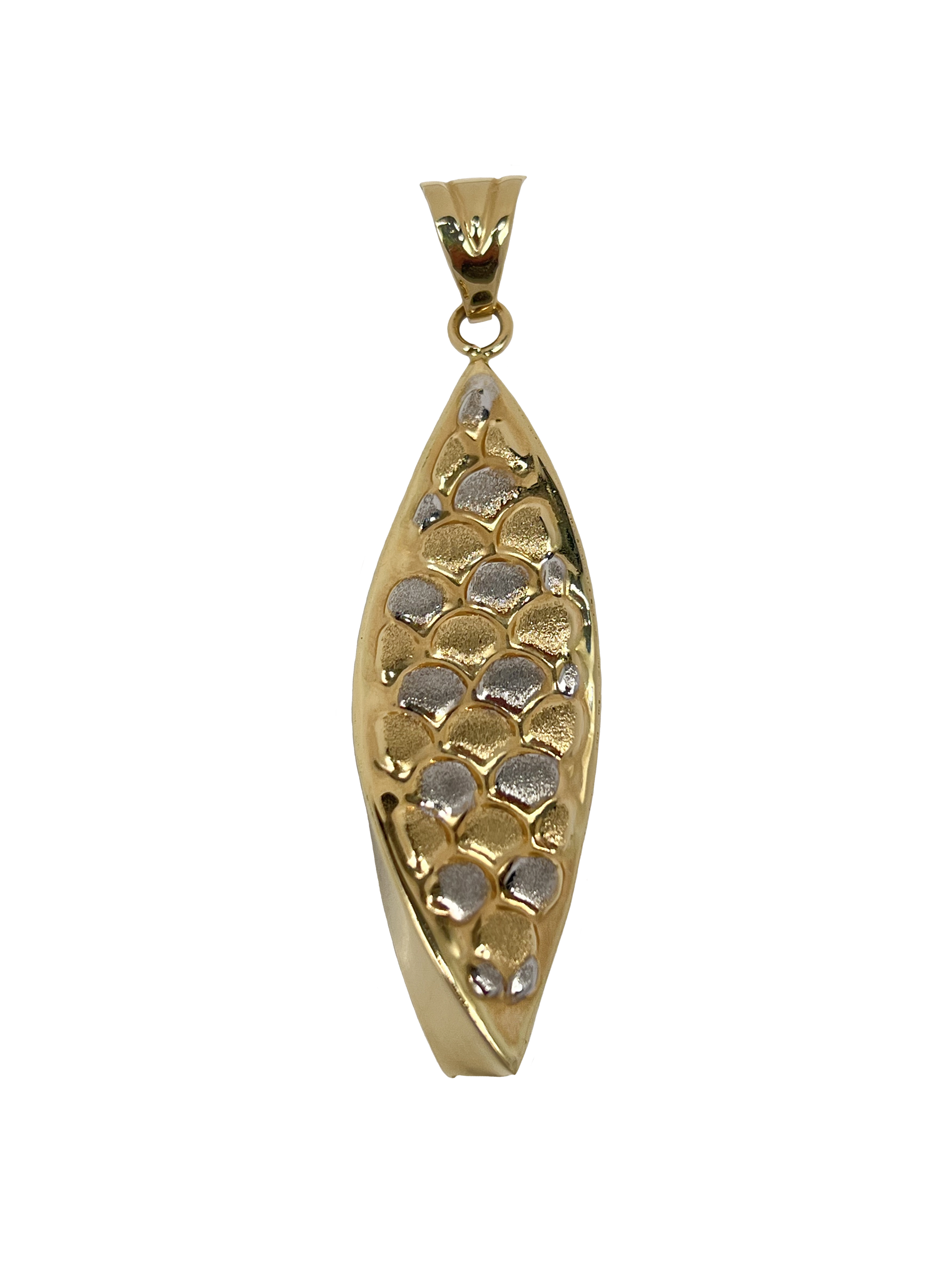 Gold pendant combined with patterns and sandblasting