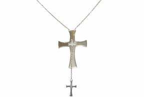 Halskette aus Weißgold mit Kreuzen