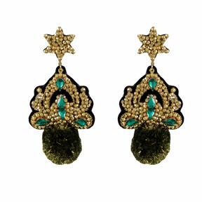 LINDA'S DREAM earrings with a green pom-pom and gold elements