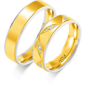 Matte wedding rings with engraving and rhinestones