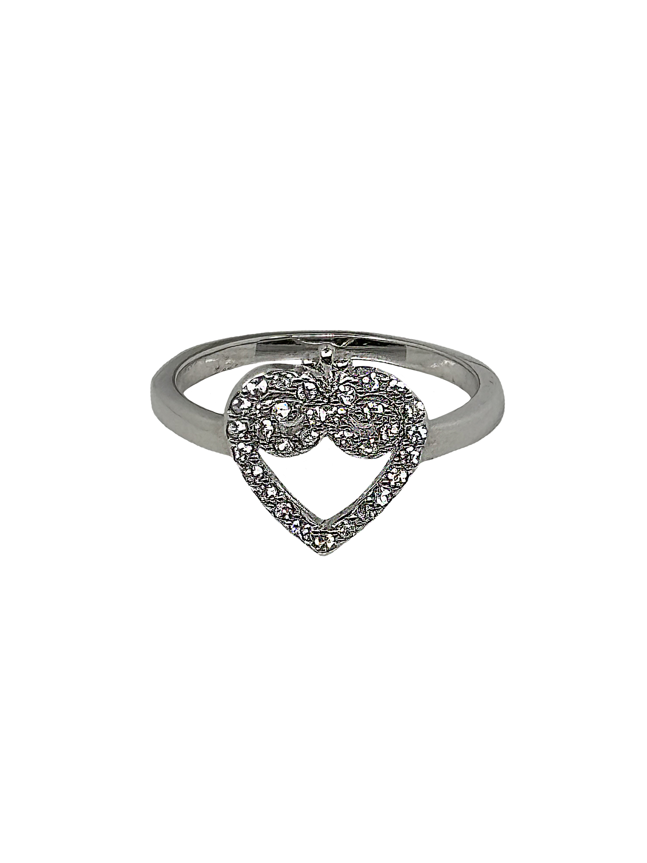 Pierścionek w kształcie serca Petra Toth z kryształami
