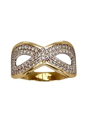 Sárga aranyból készült fényes aranygyűrű