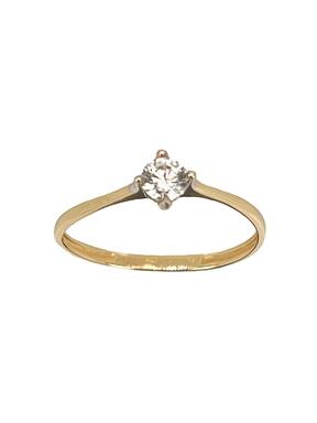 Shiny yellow gold ring with zircon