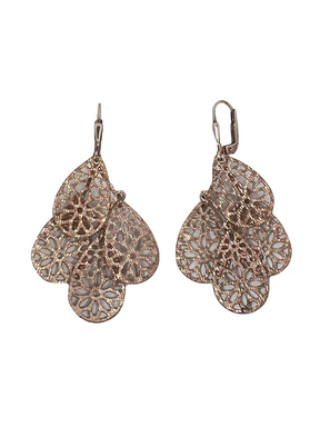 Silver dangling drop earrings with surface treatment