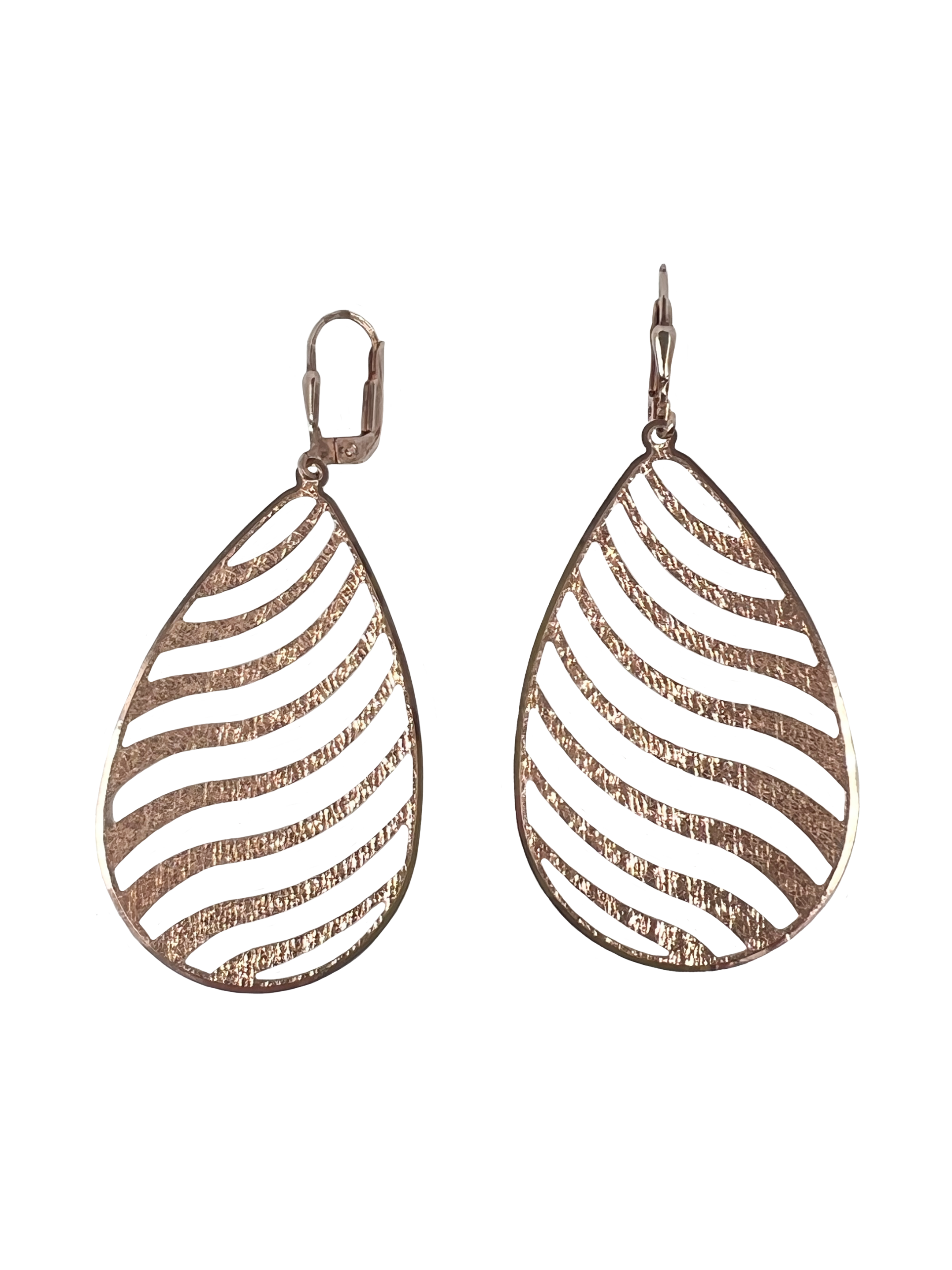 Silver dangling earrings with surface treatment