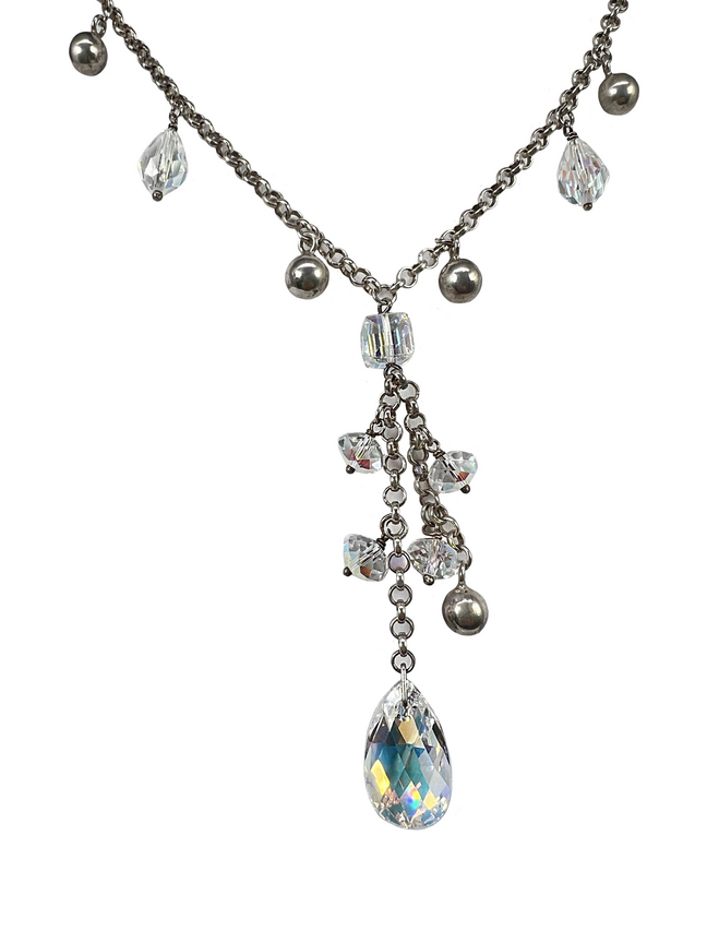 Stříbrný náhrdelník s Ab krystaly a kuličkami