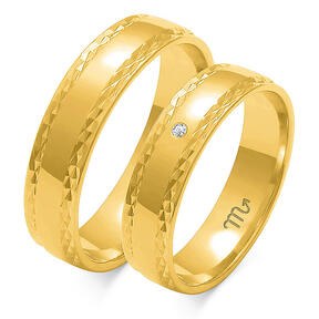 Wedding ring shiny engraved without stone O-104