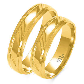 Wedding ring with engraving and semi-round profile A-129