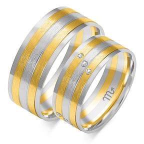 Wedding rings with matte and glossy lines