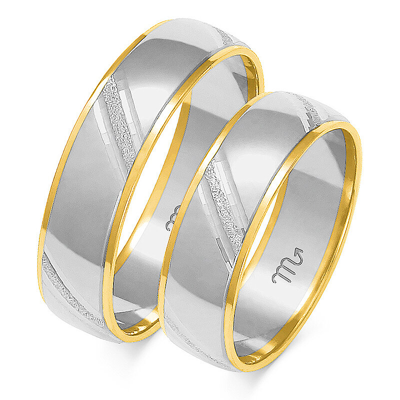 Wedding rings with sandblasted lines