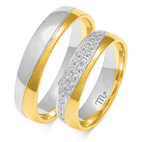 Wedding rings with waves and rhinestones