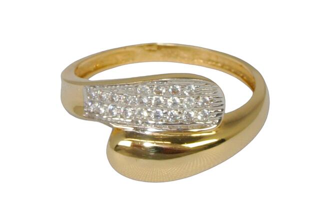 Zlatý prsteň so zirkónmi